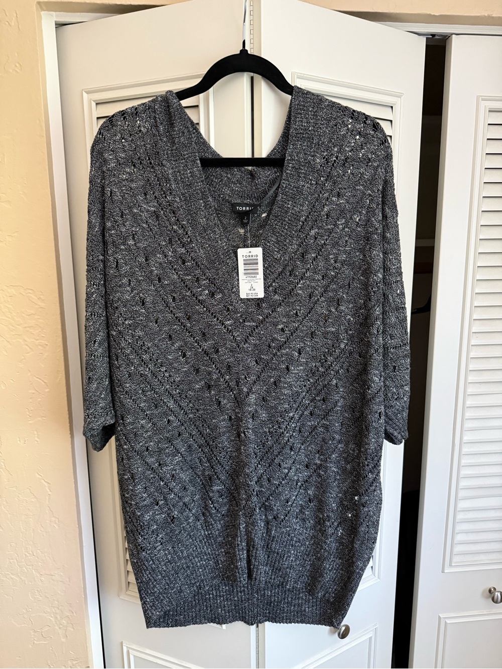torrid Gray Textured V-Neck Knit Sweater